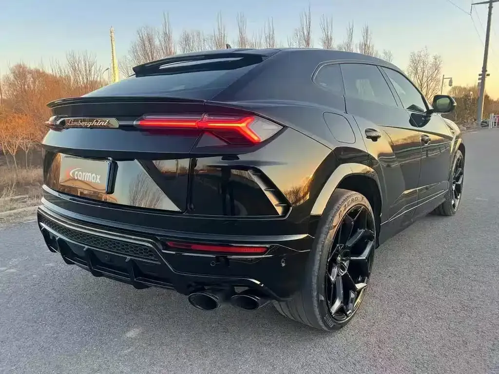 Lamborghini Urus — фото 2