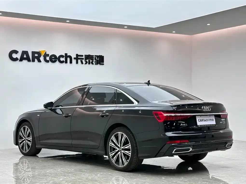 Audi A6L — фото 10