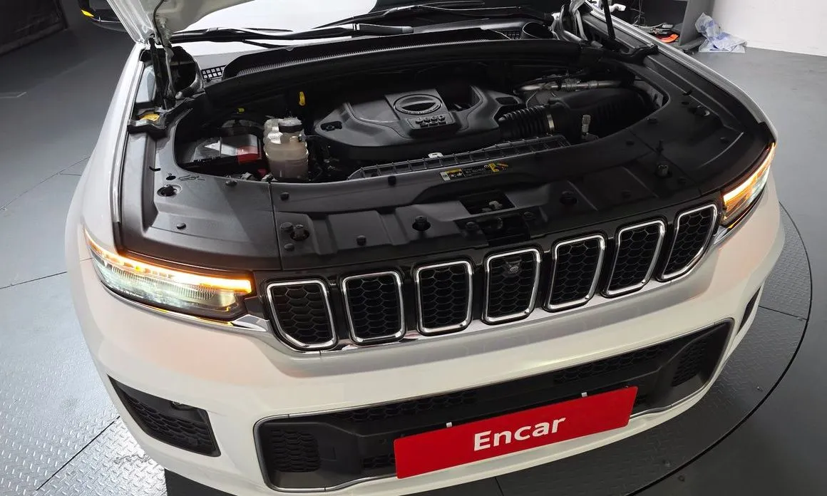Jeep Cherokee — фото 9