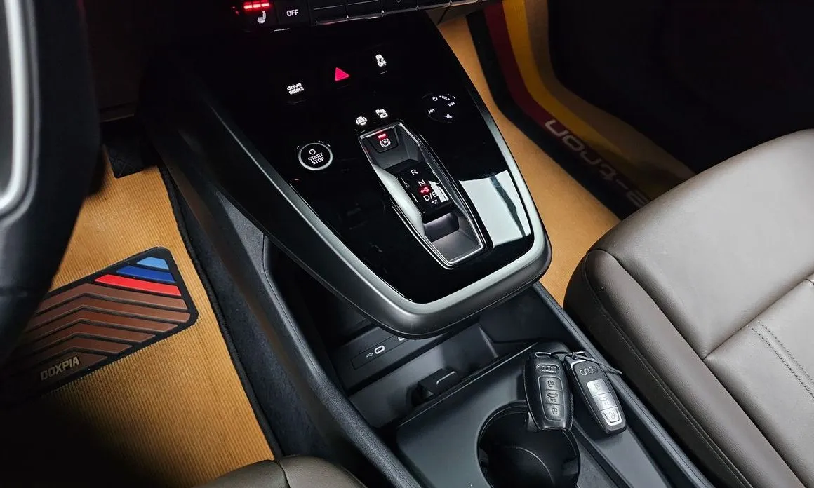 Audi Q4 e-tron — фото 4