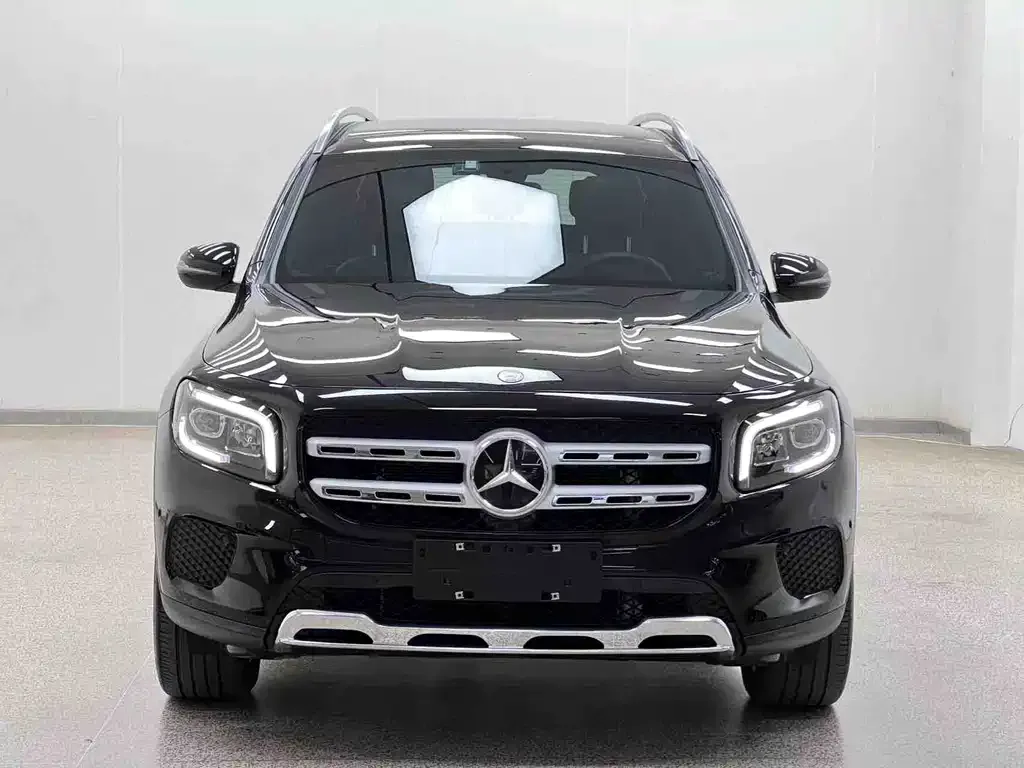 Mercedes-Benz GLB — фото 7