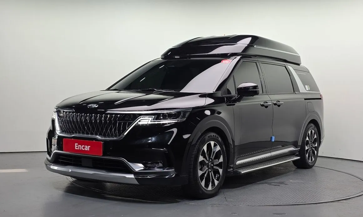Kia Carnival — фото 1
