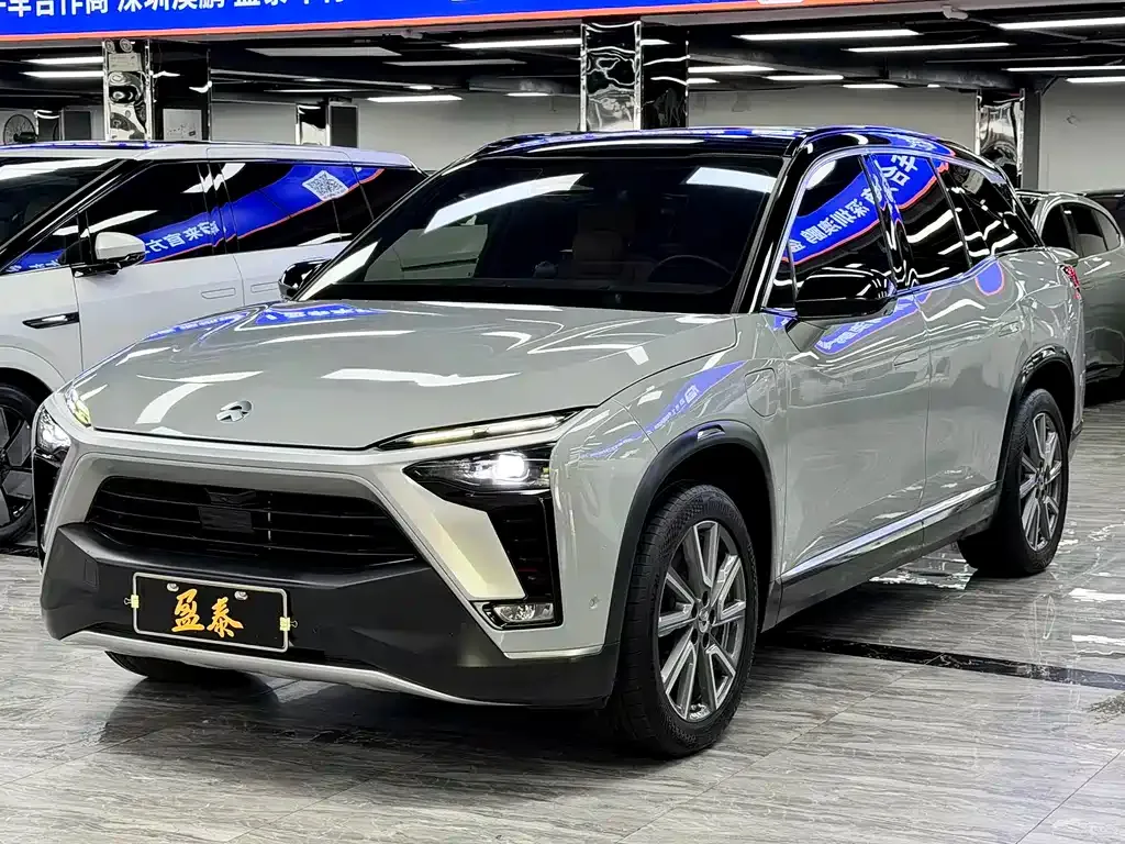 NIO ES8 — фото 1