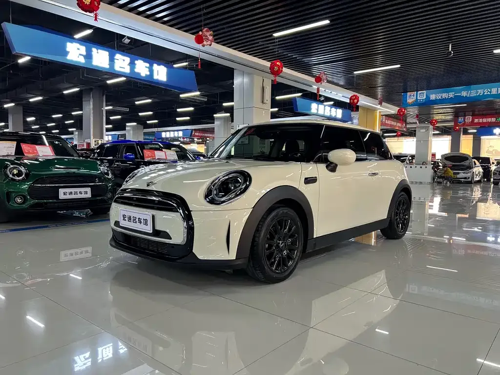MINI Cooper (3-door) — фото 1