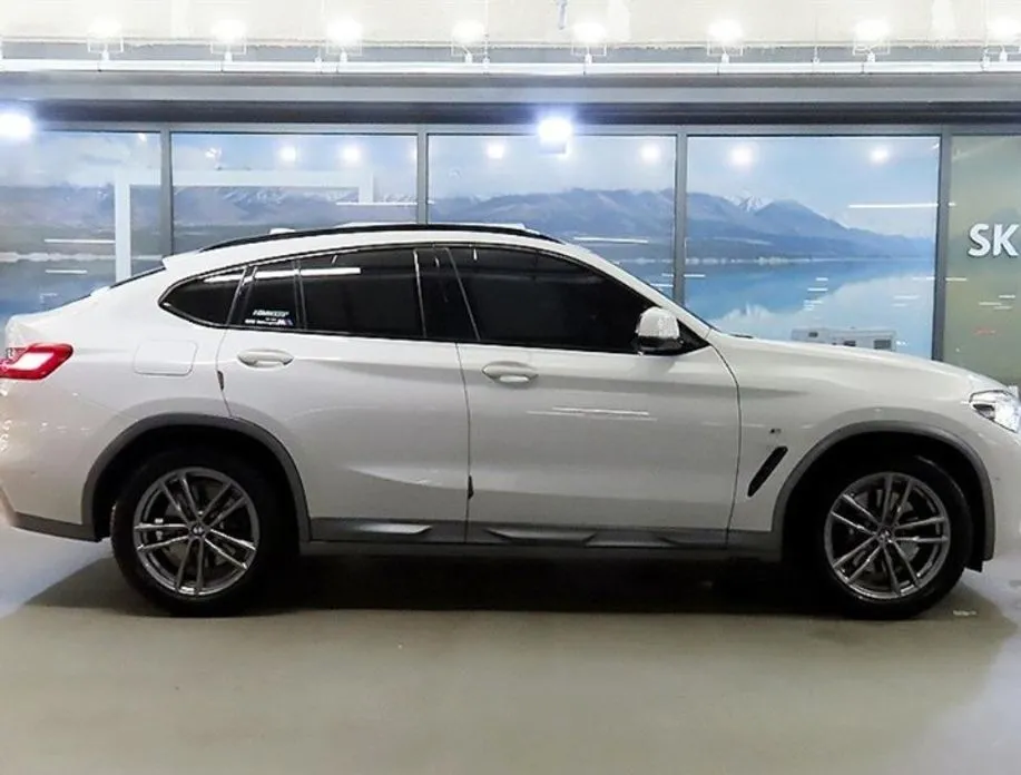 BMW X4 — фото 4