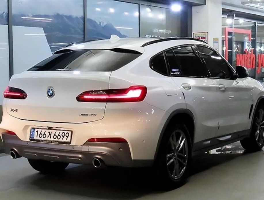 BMW X4 — фото 6