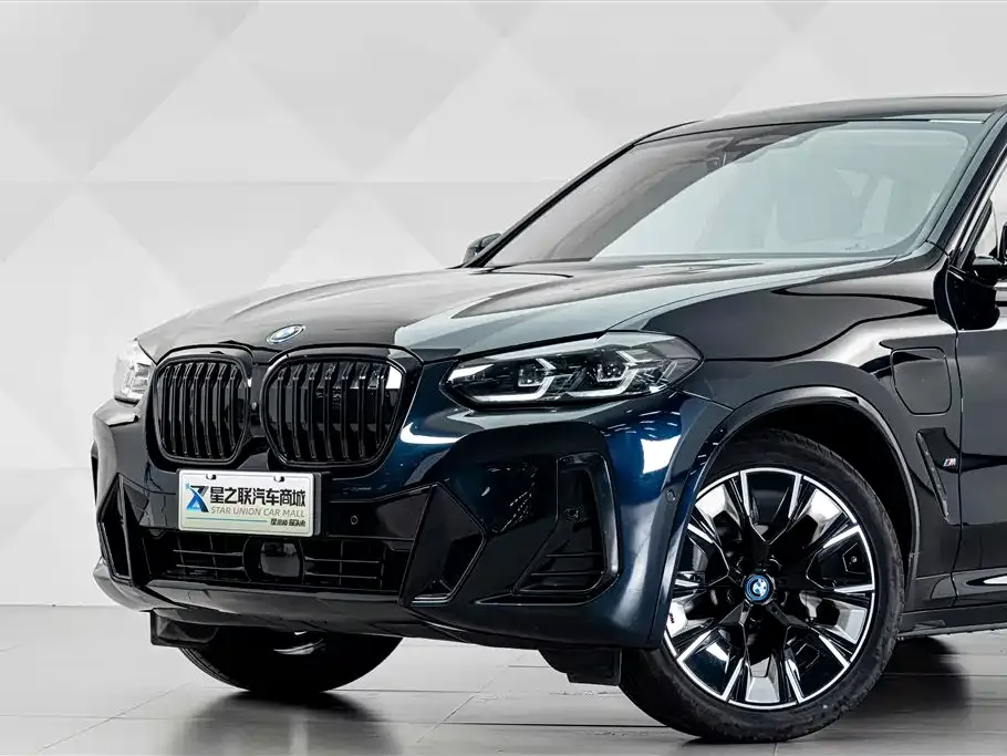 BMW iX3 — фото 5