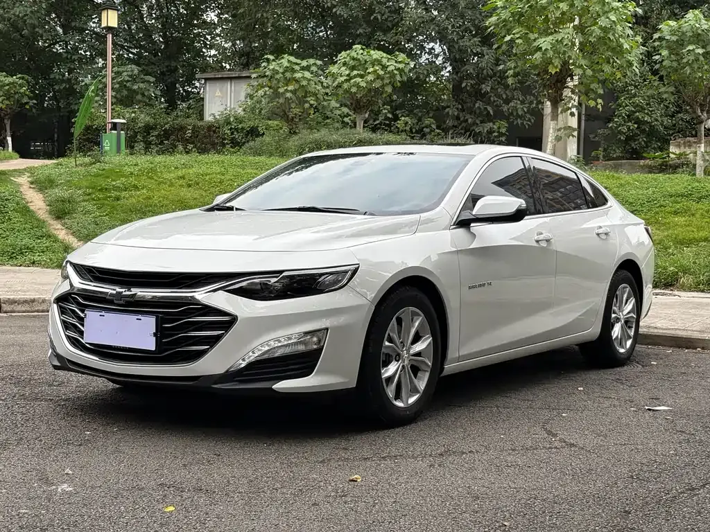 Chevrolet Malibu XL — фото 1