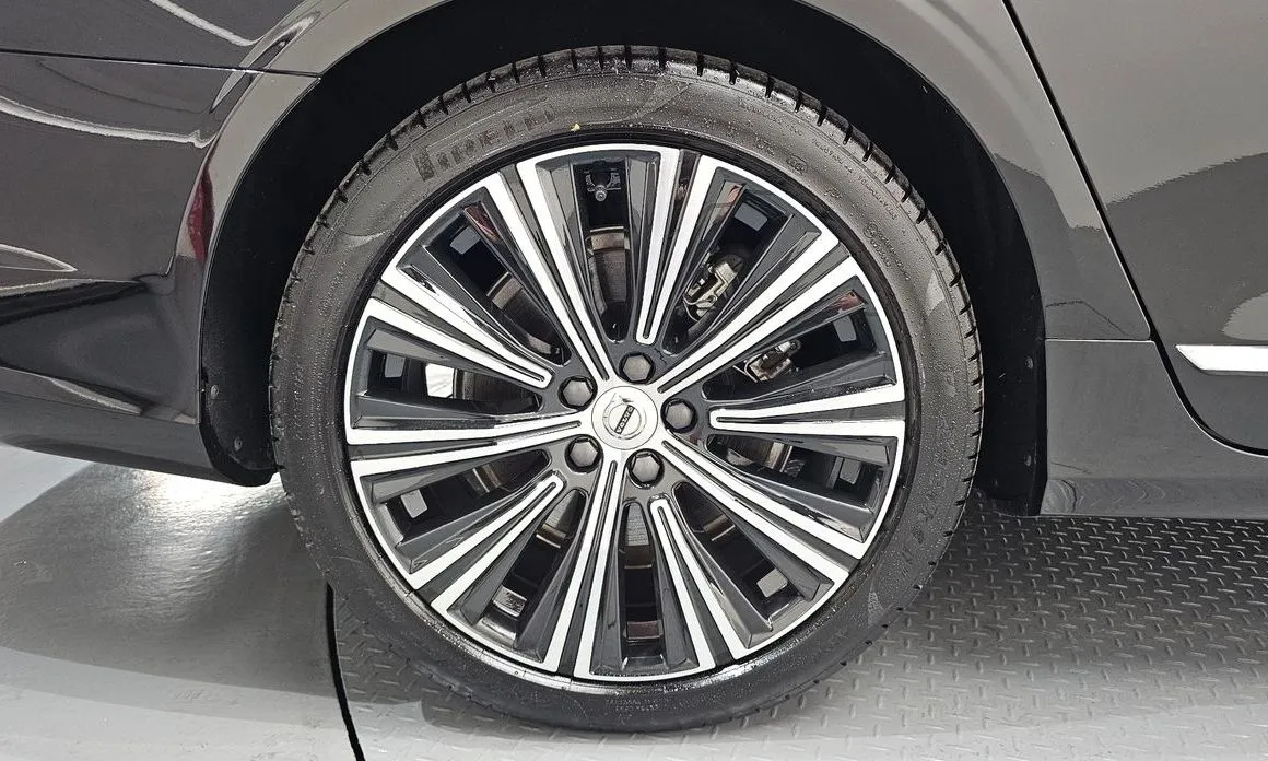 Volvo S90 — фото 9
