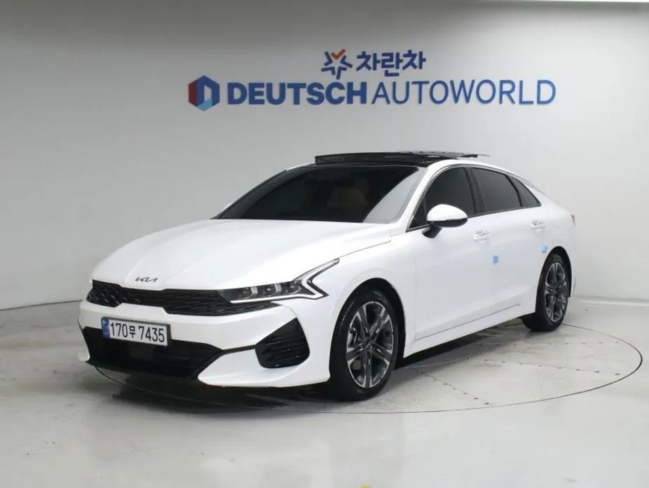 Kia K5 — фото 1