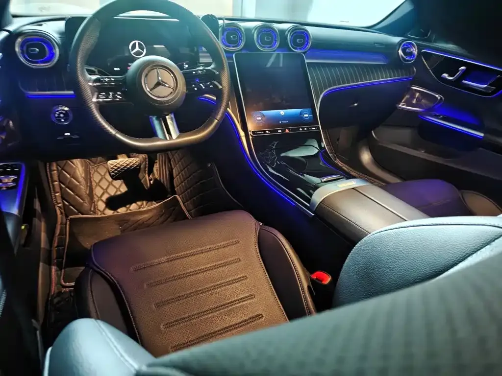 Mercedes-Benz C-Class — фото 10