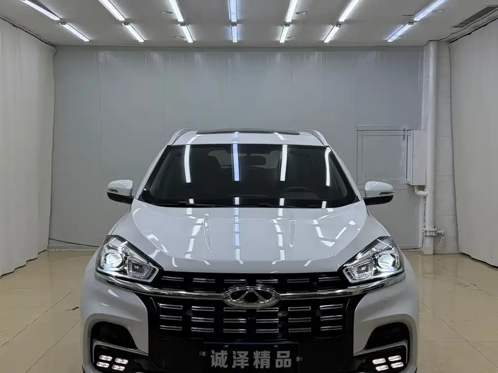Chery Tiggo 8 — фото 2