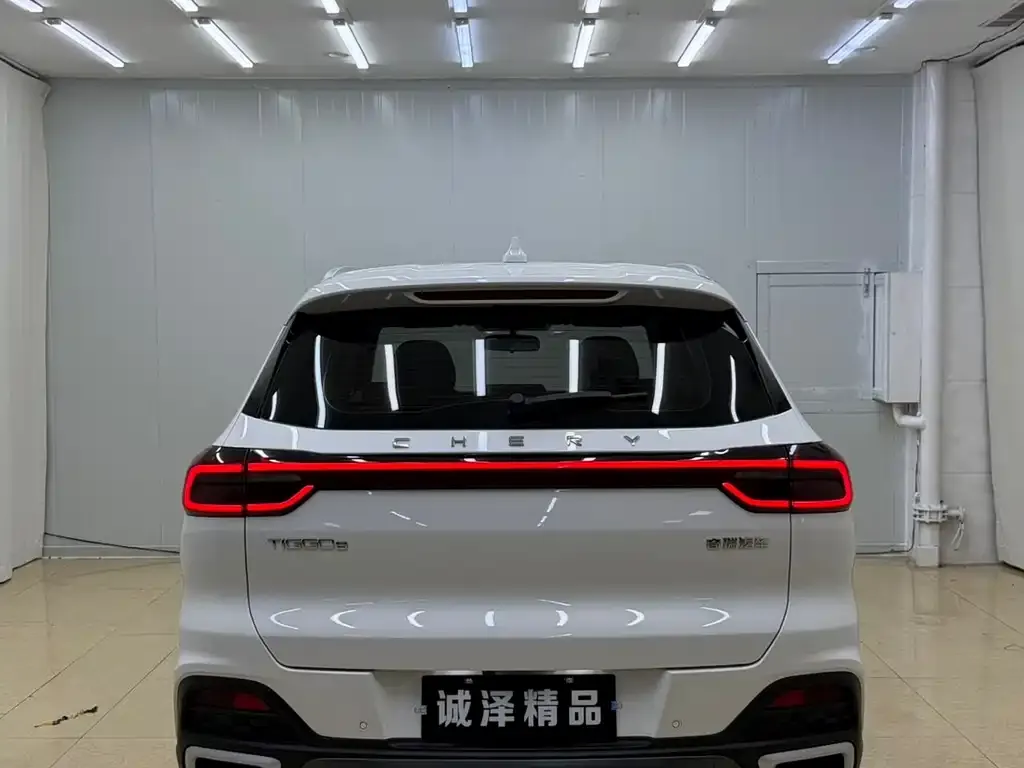 Chery Tiggo 8 — фото 4