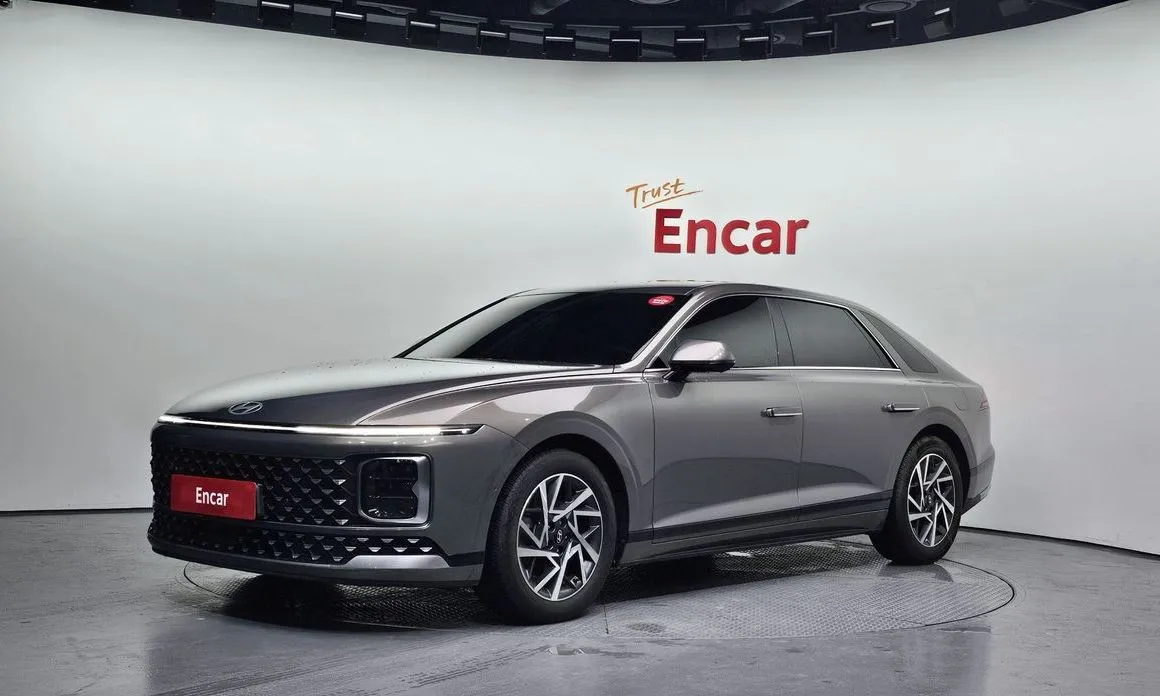 Hyundai Grandeur — фото 1