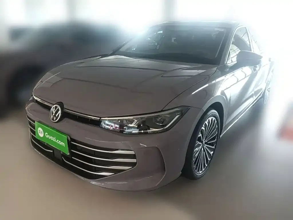 Volkswagen Passat — фото 1