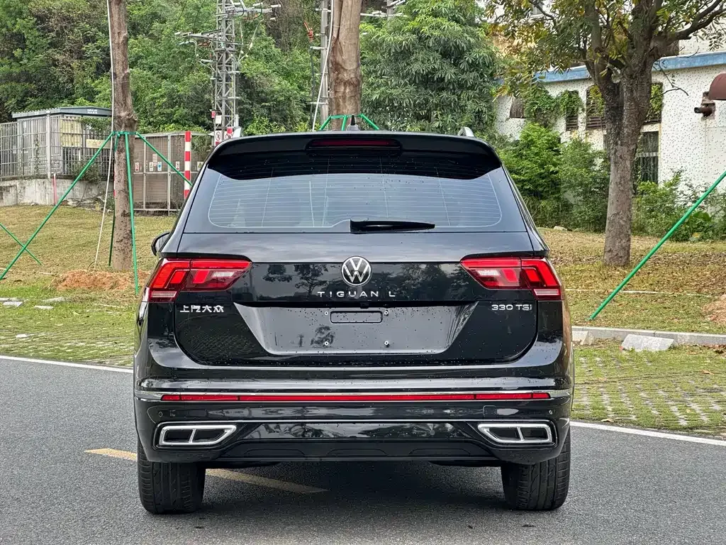 Volkswagen Tiguan L — фото 9