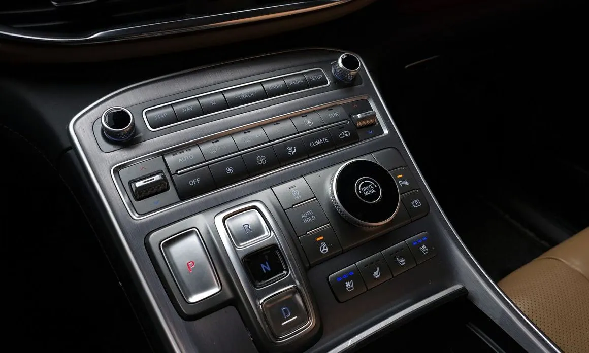 Hyundai Santafe — фото 2