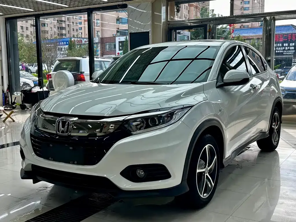 Honda Vezel — фото 1
