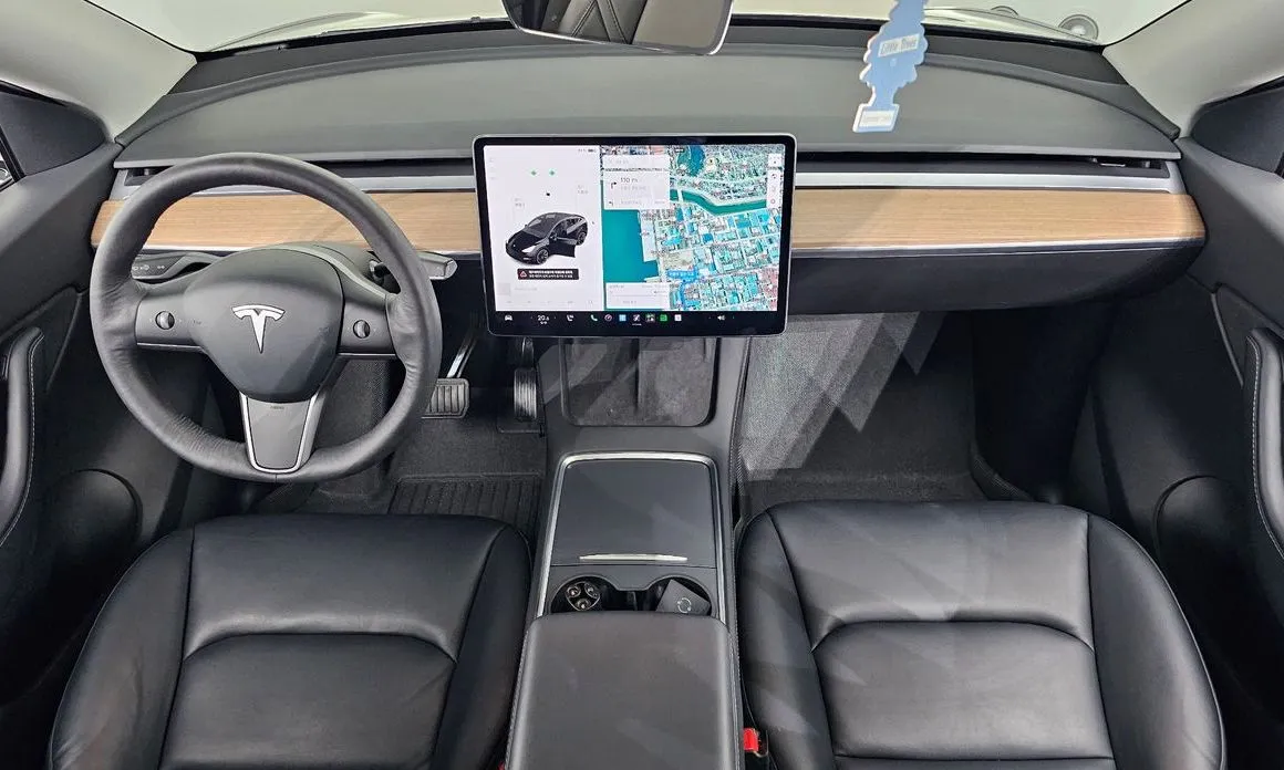 Tesla Model Y — фото 3