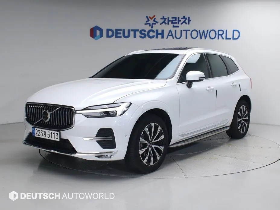 Volvo XC60 — фото 1