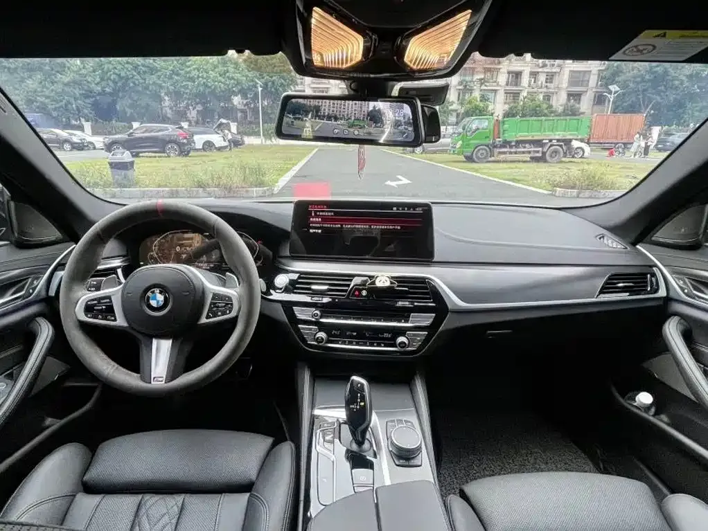 BMW 5 Series (Import) — фото 4