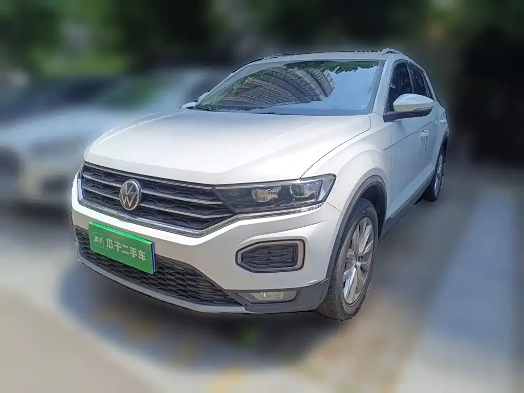 Volkswagen T-Roc — фото 2