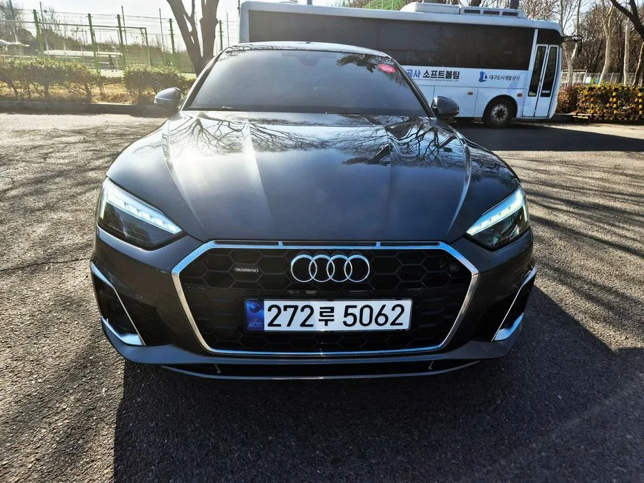 Audi A5 — фото 1