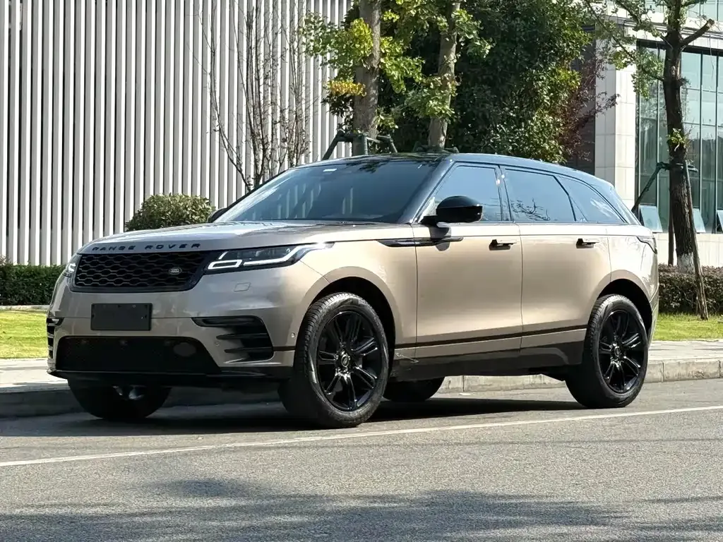 Land Rover Velar — фото 1