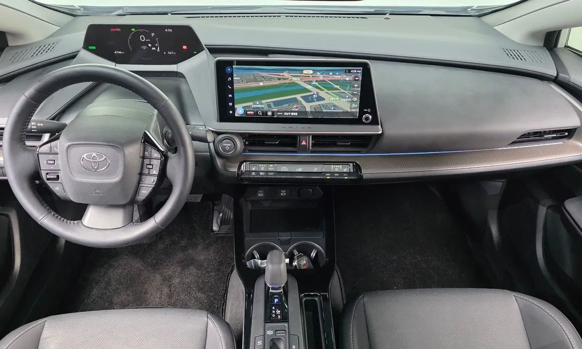 Toyota Prius — фото 8