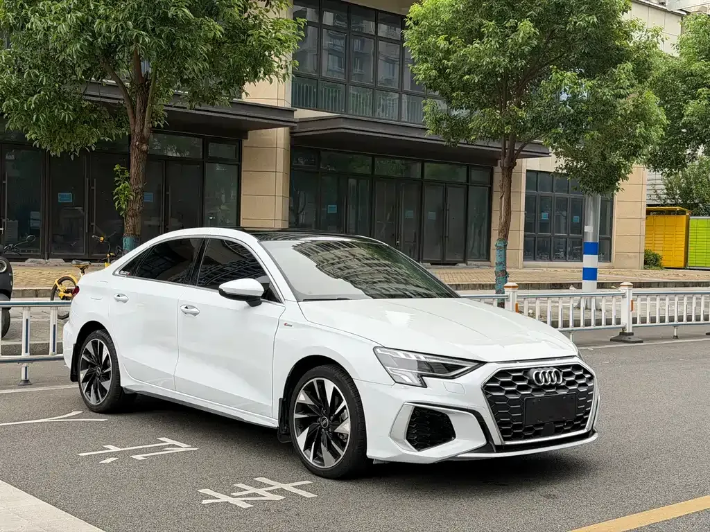 Audi A3 — фото 10