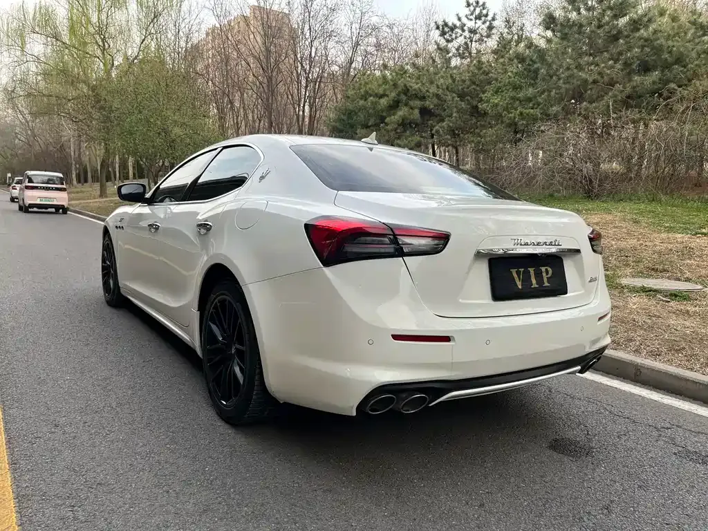 Maserati Ghibli — фото 8