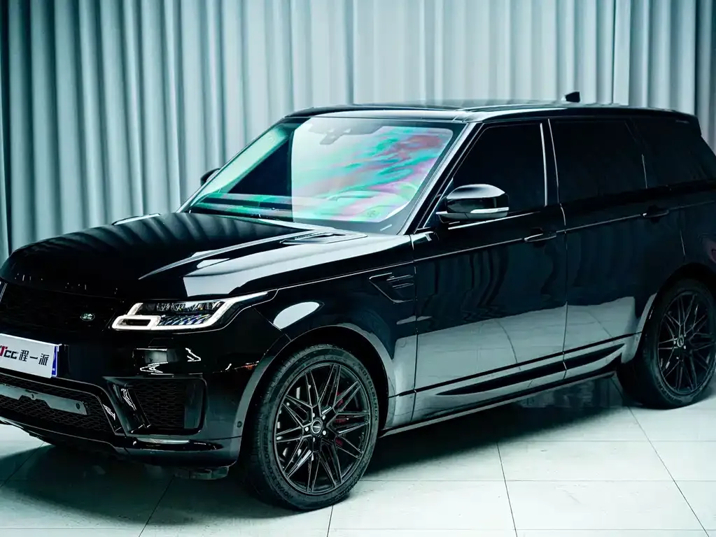 Land Rover Sport — фото 1