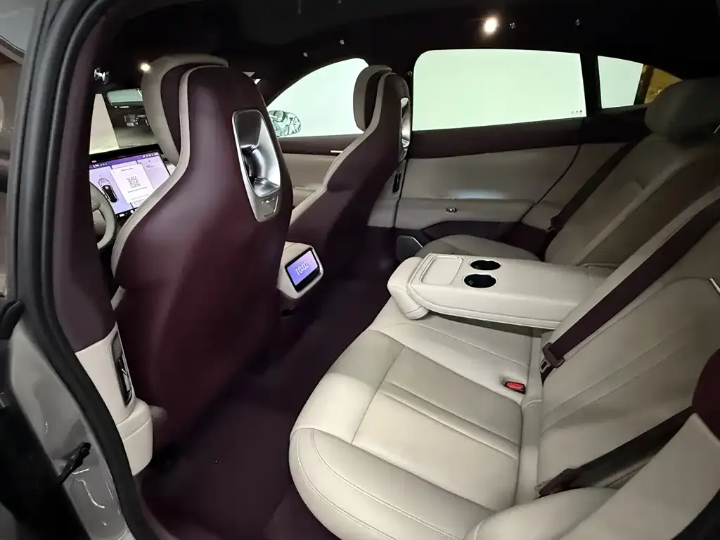 Xiaomi YU7 — фото 5