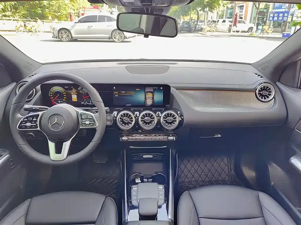 Mercedes-Benz GLA — фото 2
