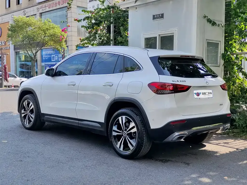 Mercedes-Benz GLA — фото 5
