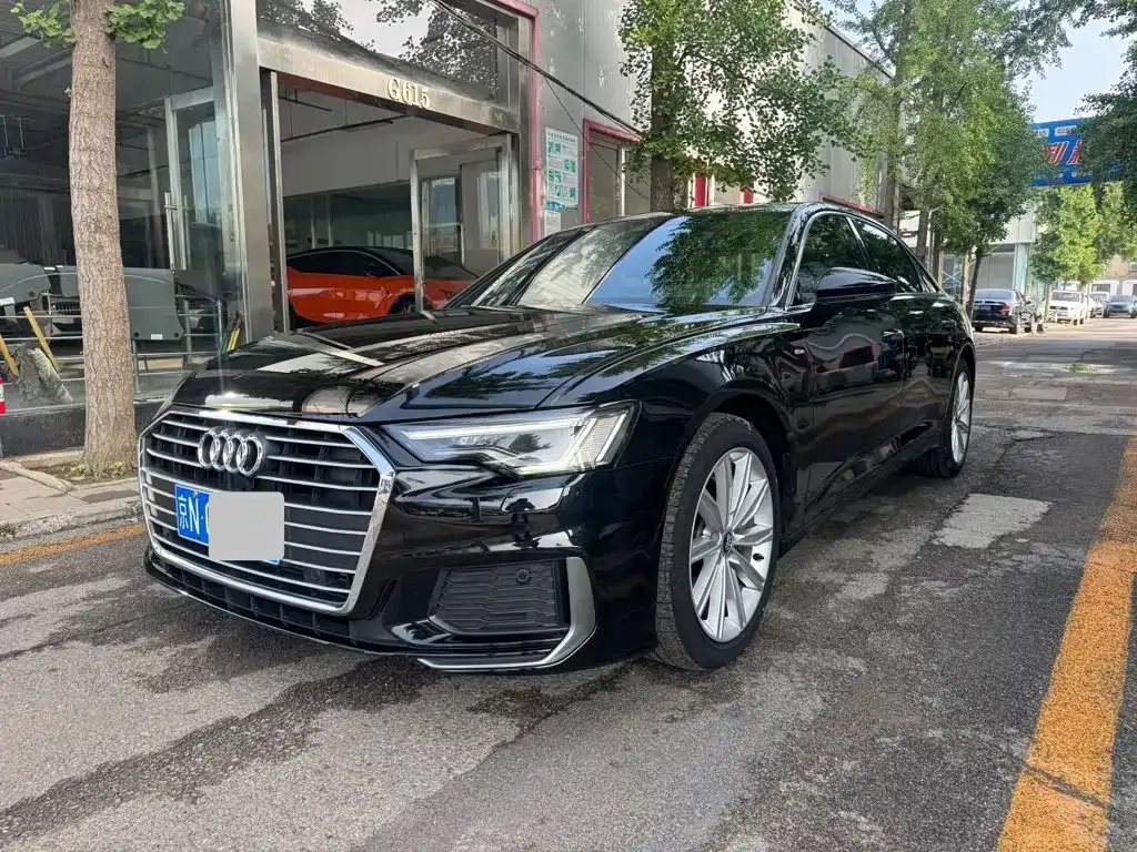Audi A6L — фото 6