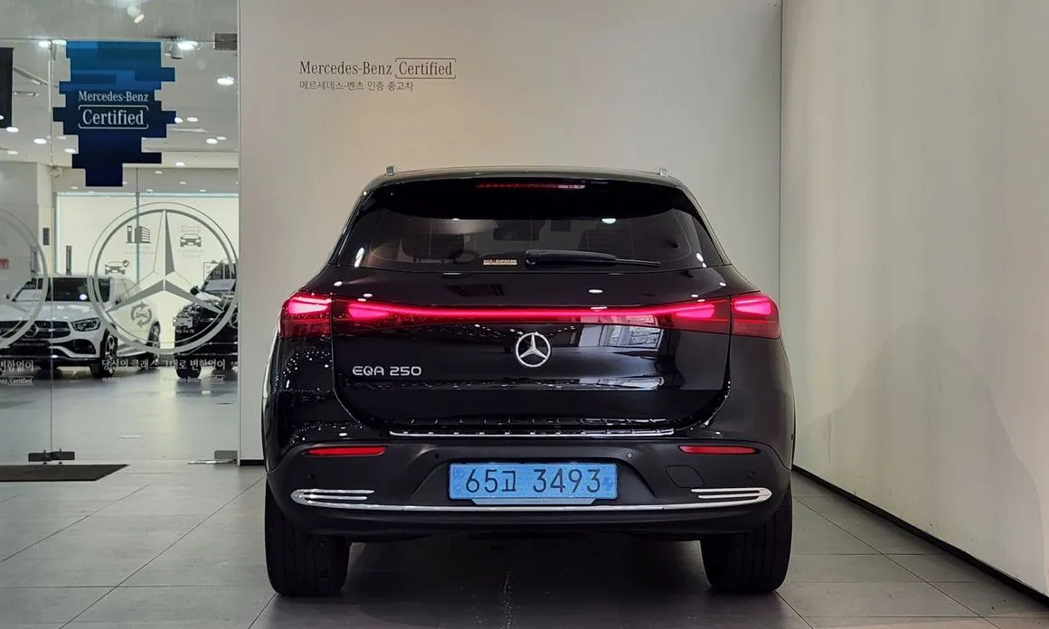 Mercedes-Benz EQA — фото 2
