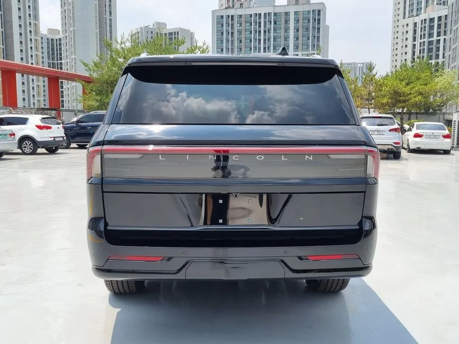 Lincoln Navigator — фото 6