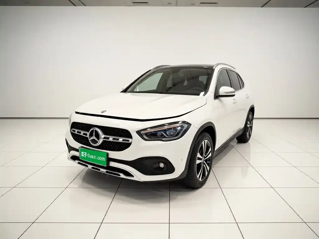 Mercedes-Benz GLA — фото 7