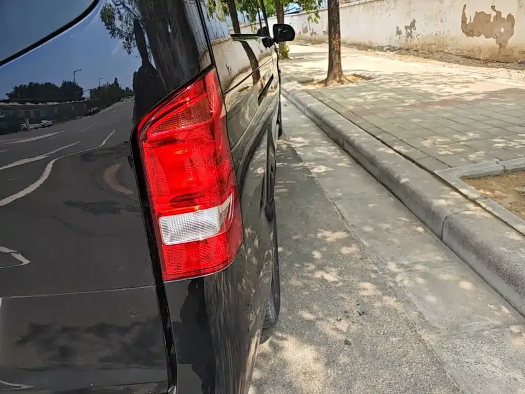 Mercedes-Benz Vito — фото 8