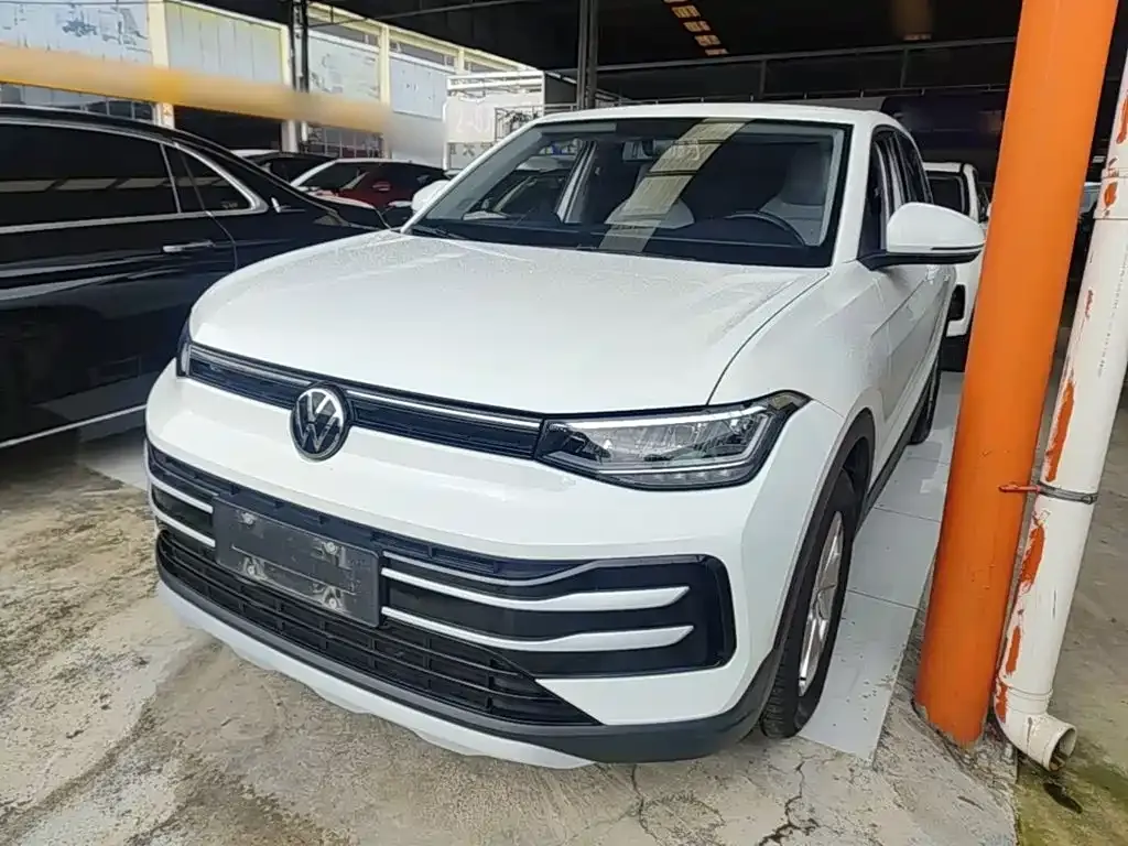 Volkswagen Tharu — фото 1