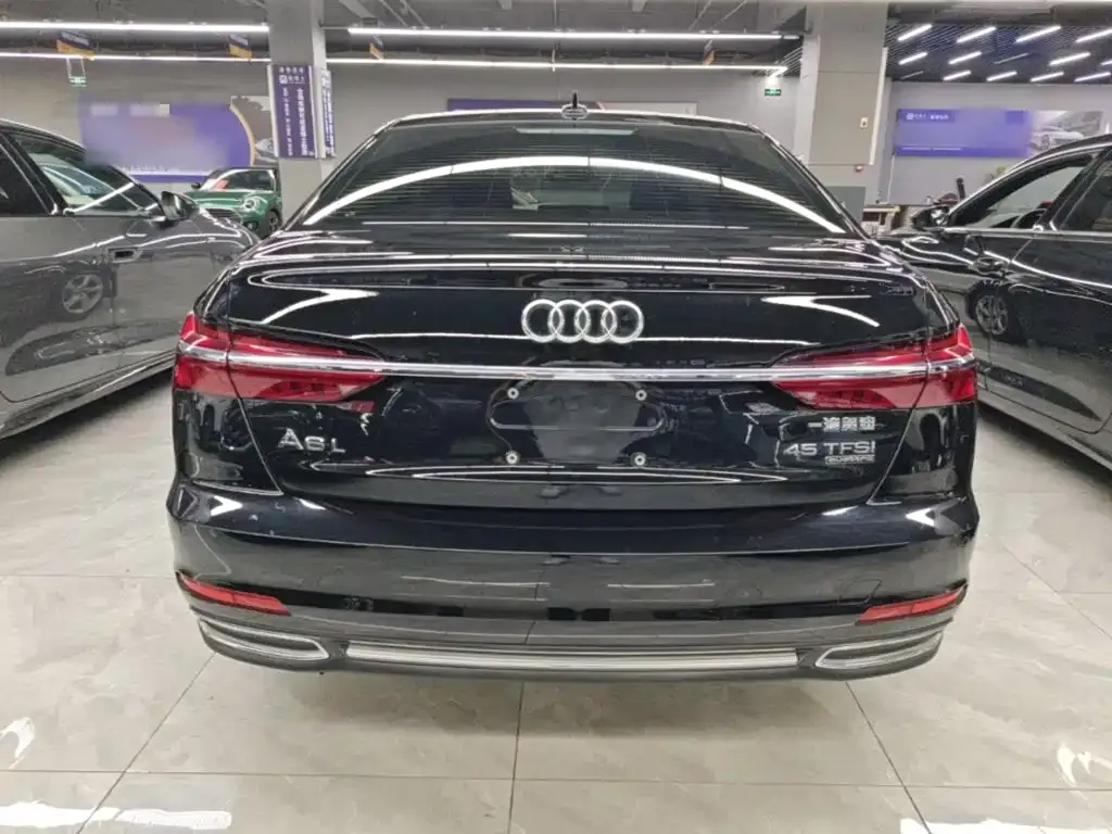 Audi A6L — фото 5