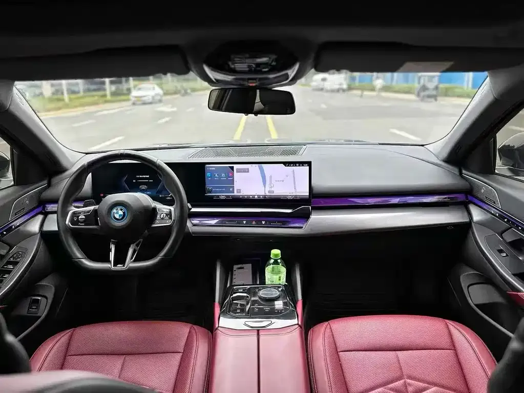 BMW i5 — фото 2
