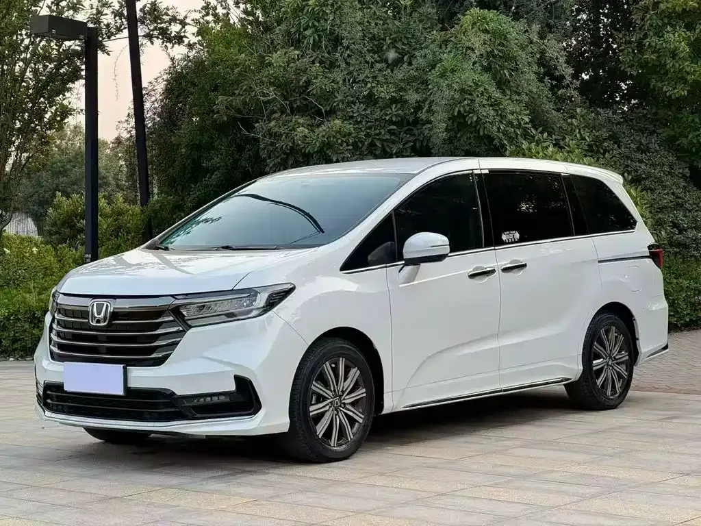 Honda Odyssey — фото 1