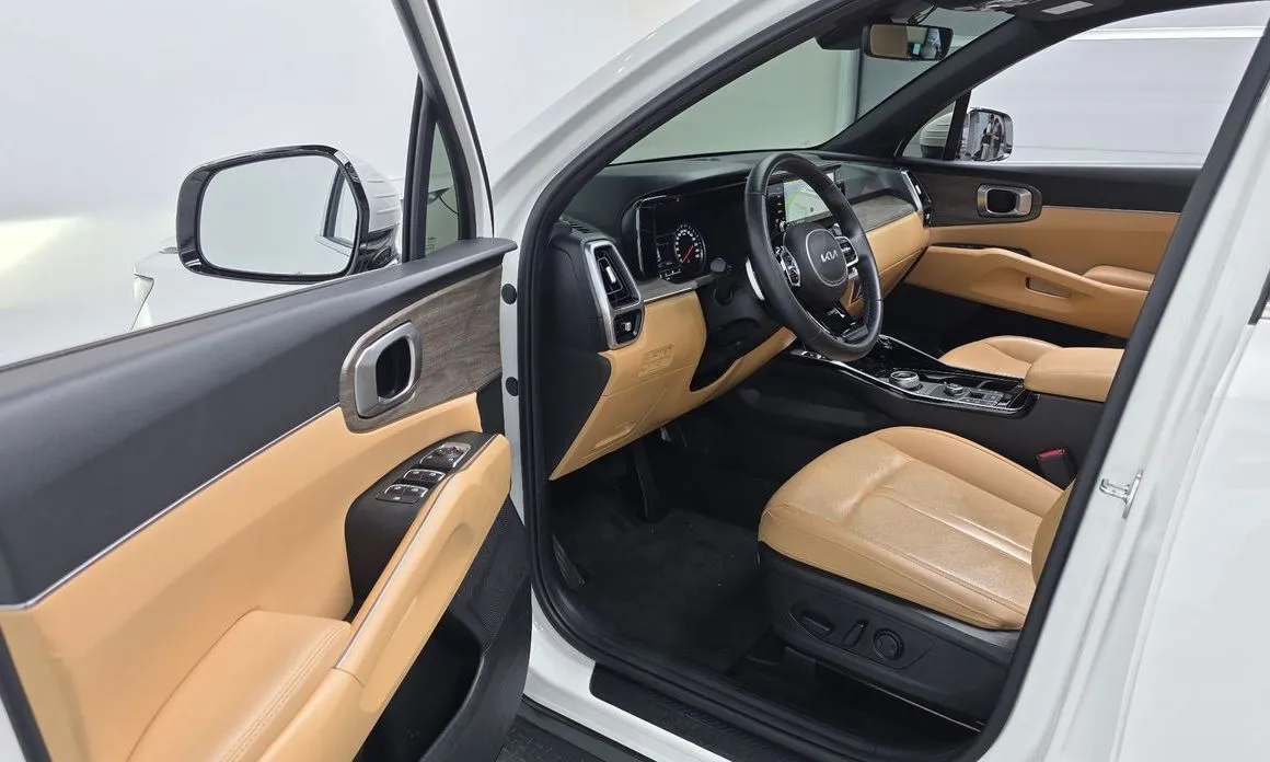 Kia Sorento — фото 9