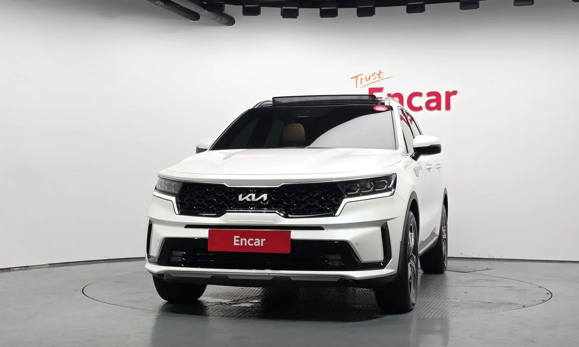 Kia Sorento — фото 6