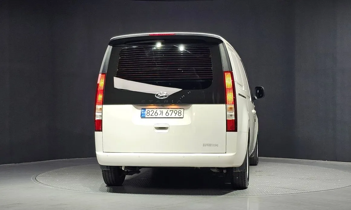 Hyundai Staria — фото 4