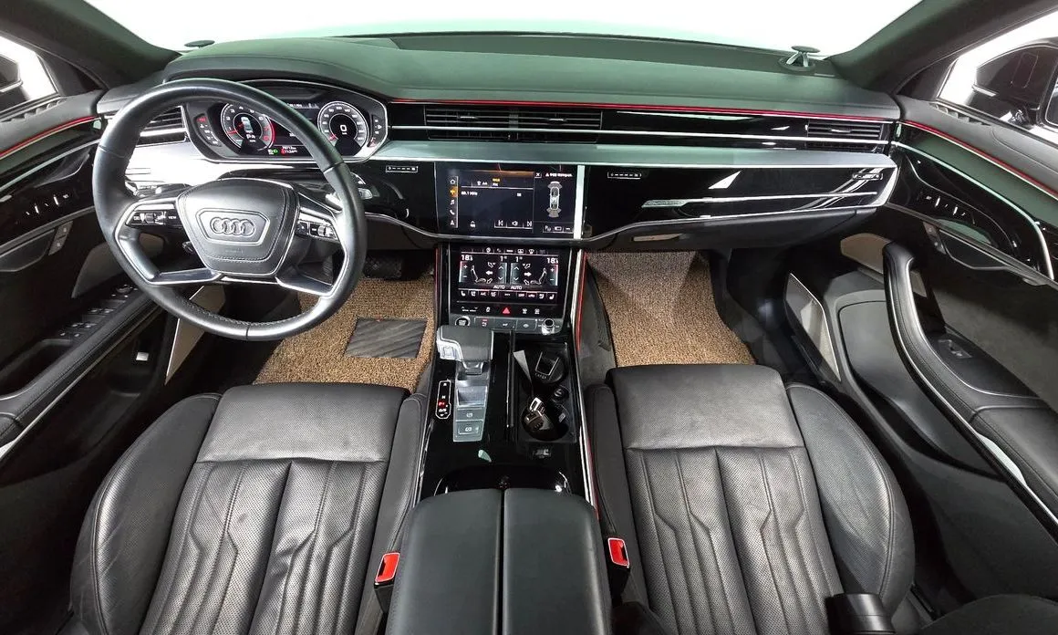Audi A8 — фото 10