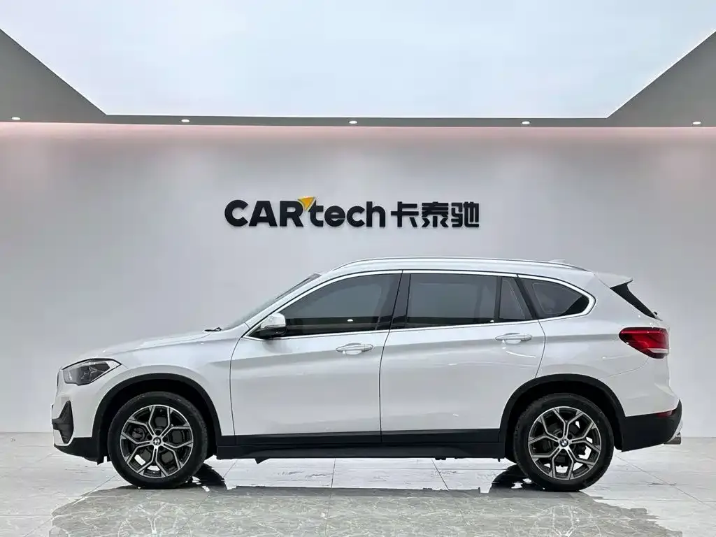 BMW X1 — фото 6