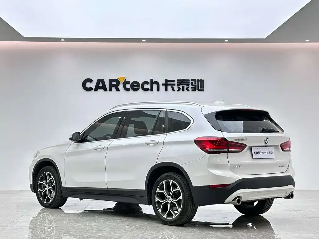 BMW X1 — фото 3